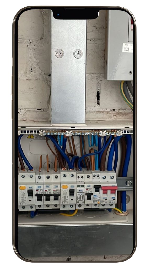Slough-Electrician-Ltd-Berkshire-Fusebox-Replacement-